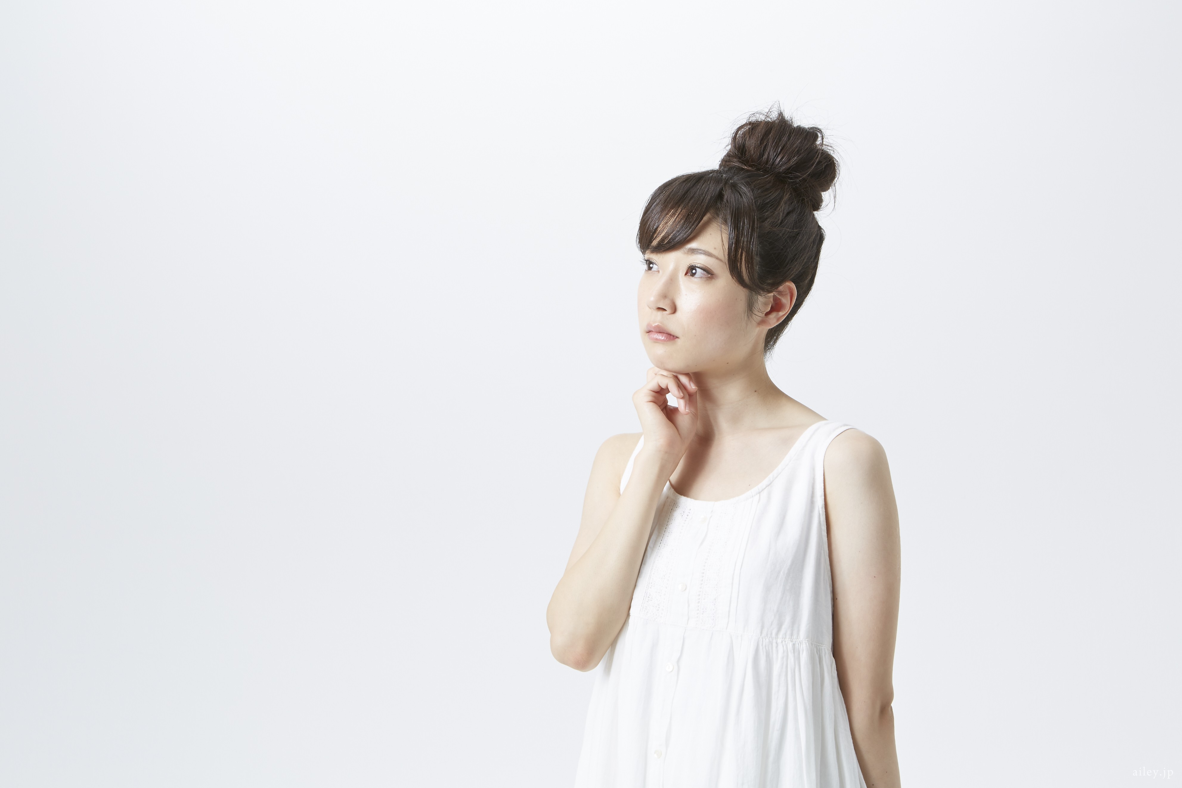 pose_57_mika